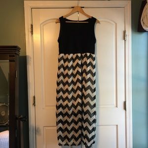 Black & white chevron dress