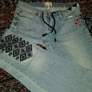 Size 9/29 roxy jeans