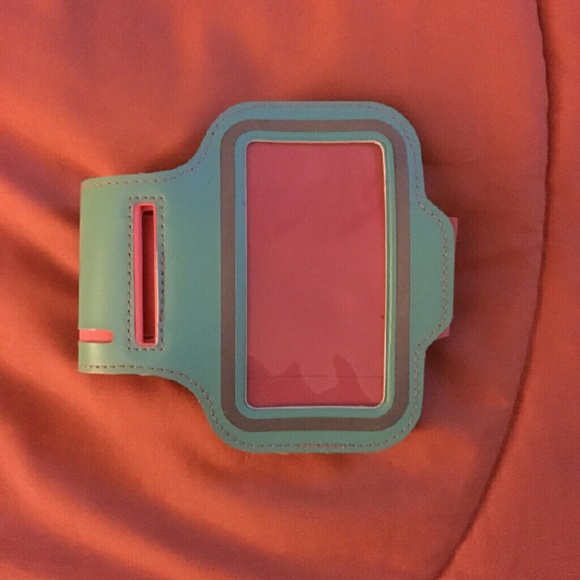 IPhone 4 Workout Case