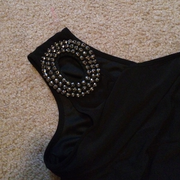 Black one shoulder bodycon dress. - Picture 2 of 2