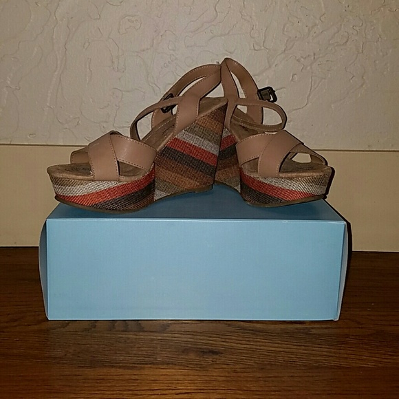 Tan Wedges Sandals- perfect condition!