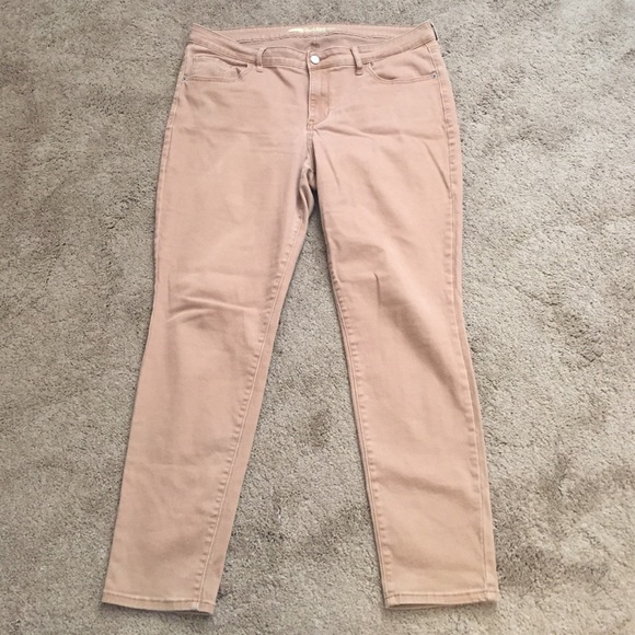 Old Navy Denim - Old Navy Rockstar skinny jeans