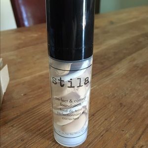 Stila Perfect and Correct Foundation in Tone NEW