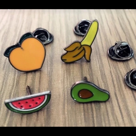 4 Fruit Pins Watermelon, Banana, Peach, Avocado 💥 - Picture 2 of 2
