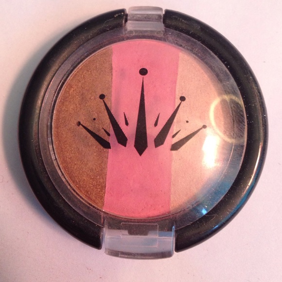 Crown Brush 3 Color Bronzer/Blush