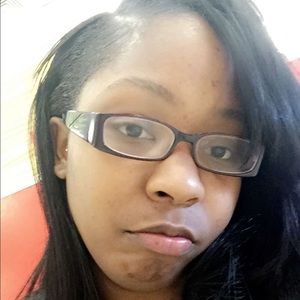 Meet your Posher, Sheniqua
