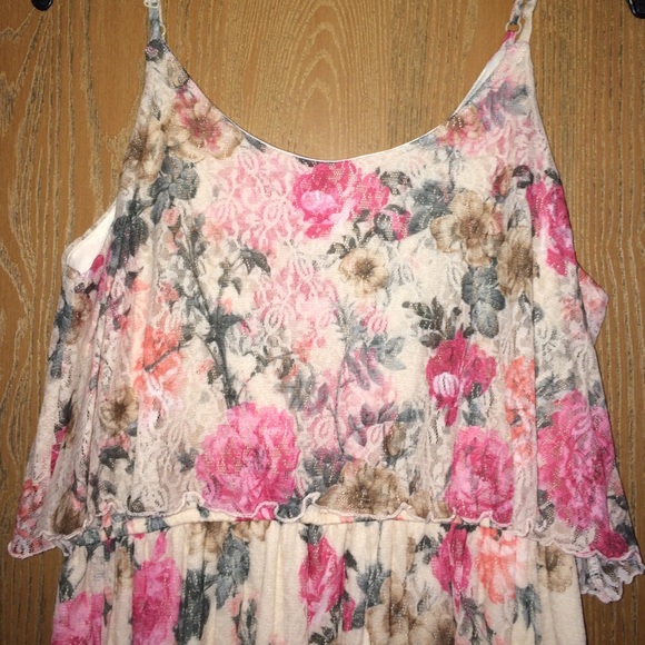 Floral dress. - Picture 3 of 3