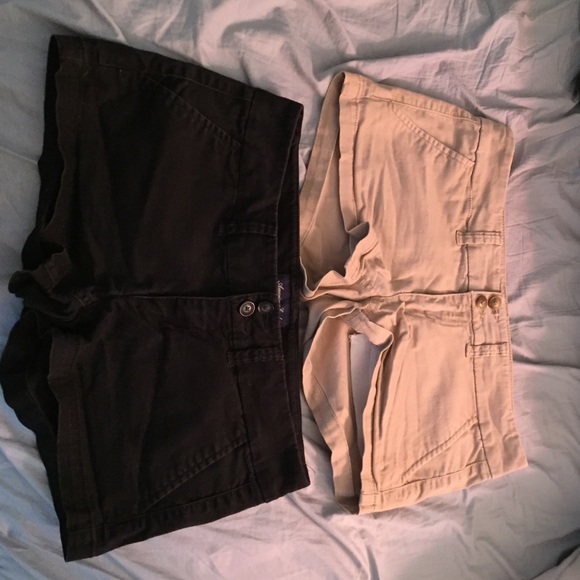 American Eagle Stretch Khaki Shorts