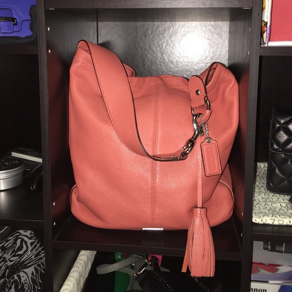 **Authentic** Coach purse