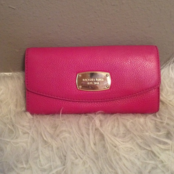 Michael Kors wallet