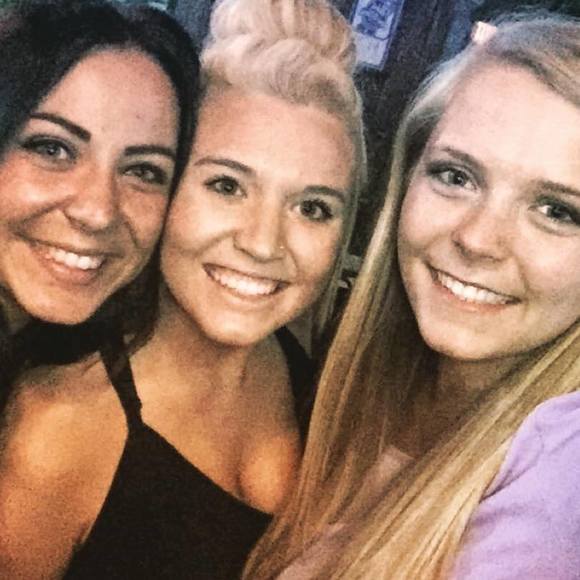 Meet your Posher, Shanna - Picture 1 of 1