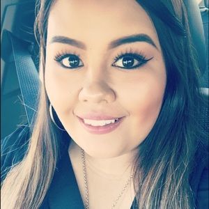 Meet your Posher, Mariela