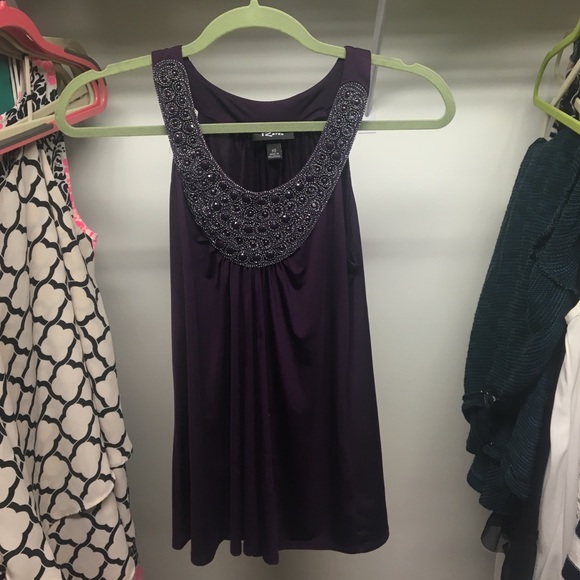 Purple detailed top