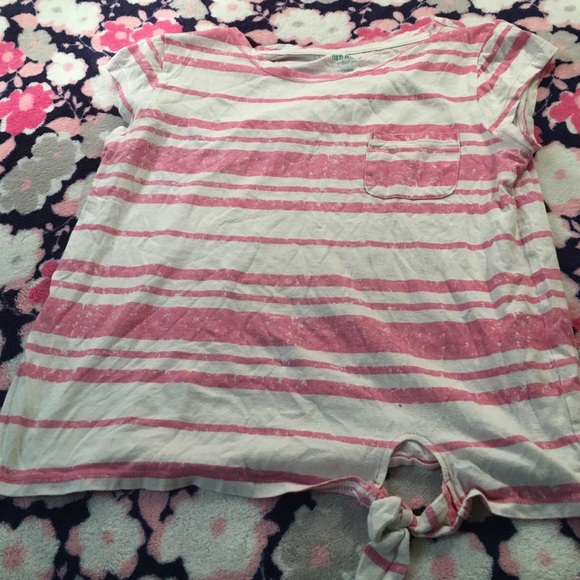 Old navy shirt