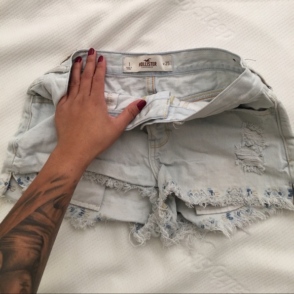Hollister High Waist Denim Shorts SZ1