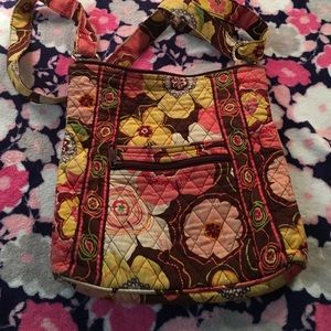 VERA BRADLEY cross body
