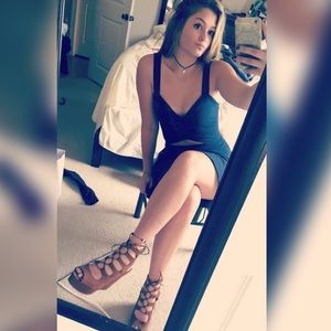 Meet your Posher, Sydni