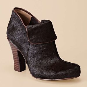 Fossil botie genuine calfhair size 8.5