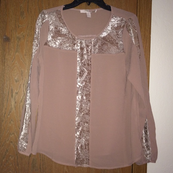 Mauve blouse. - Picture 1 of 2