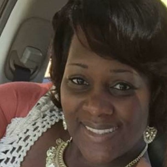 Meet your Posher, Deb