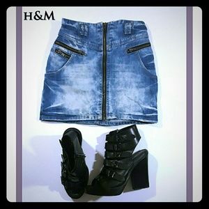⚠️SOLD⚠️H&M skirt