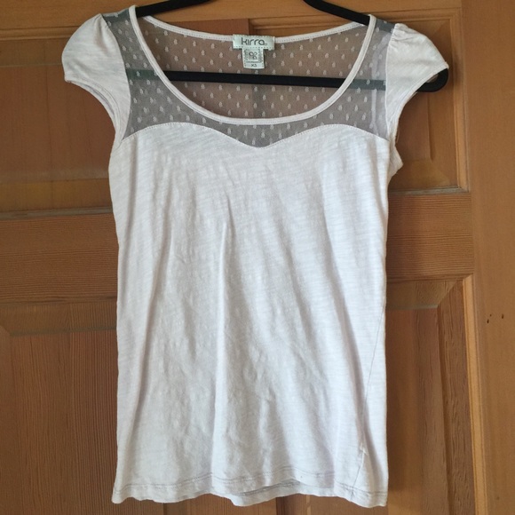 MESH LILAC CAP SLEEVE TOP! Adorbs<3