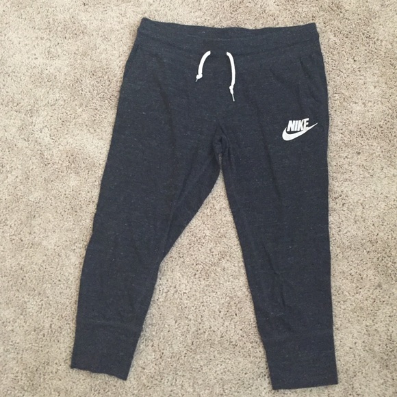 Nike terry capri workout pants