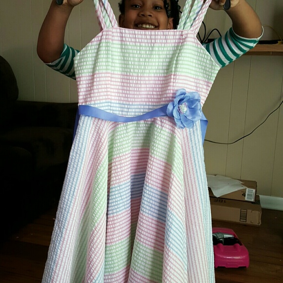 Girls dress