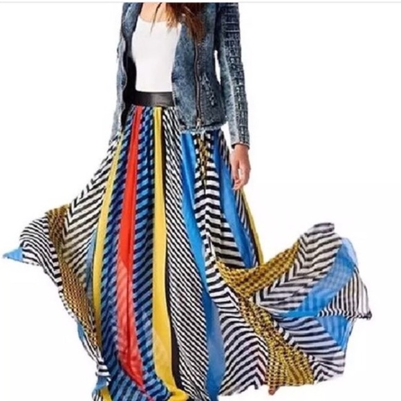 🆕Chiffon High Waist Maxi Skirt (last one!) - Picture 3 of 4