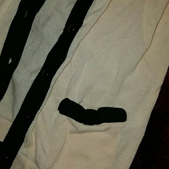 Nordstrom cream sweater - Picture 2 of 2