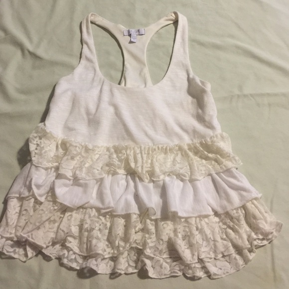 ruffle cream/white tank top