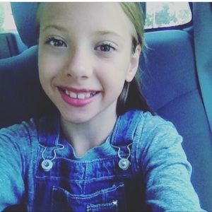 Meet your Posher, Joyce