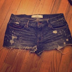 Abercrombie & Fitch Destroyed-Wash Shorts