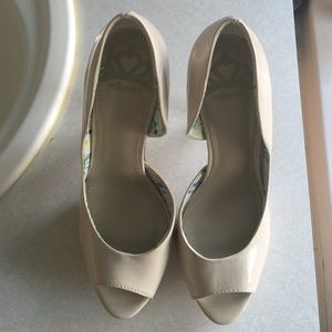 Fergalicious Shoes 7.5