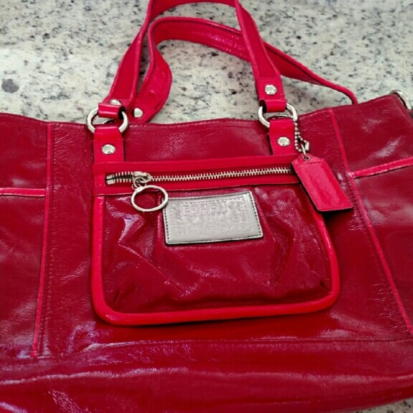 Authentic Coach Poppy Patent Bag Red/Coral