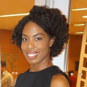 Meet your Posher, Chloe