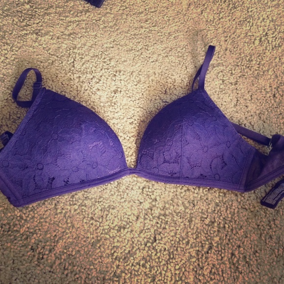 Blue Wireless Lined Lace Bra