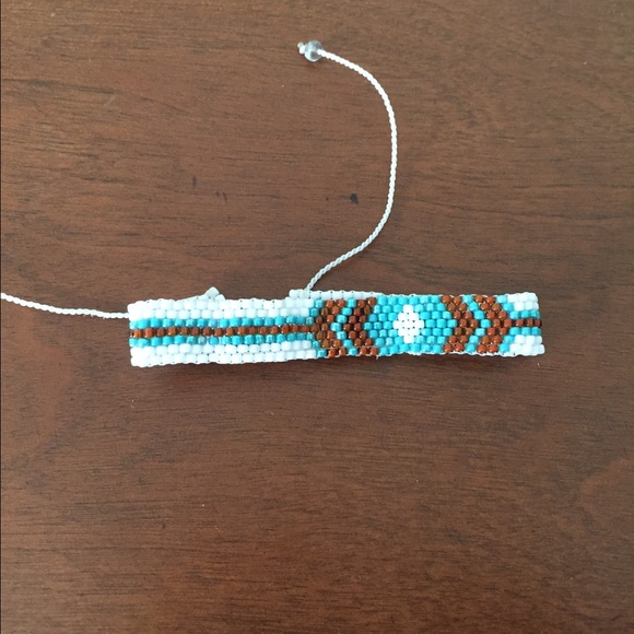 Adjustable bracelet
