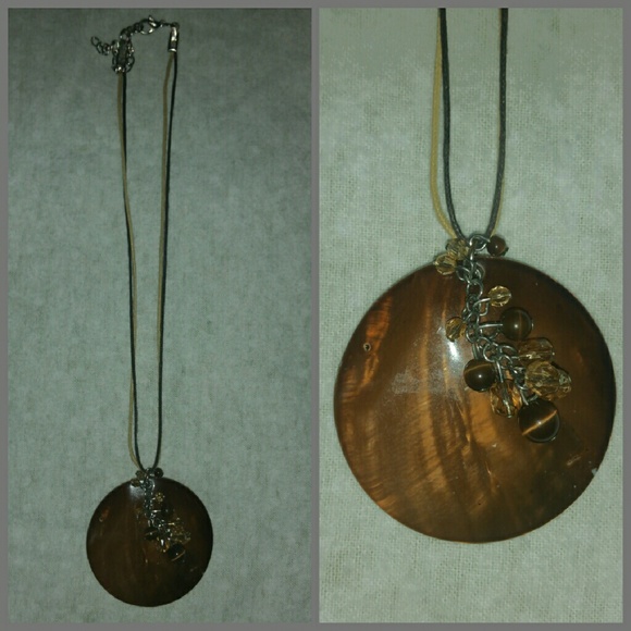 Brown shell necklace