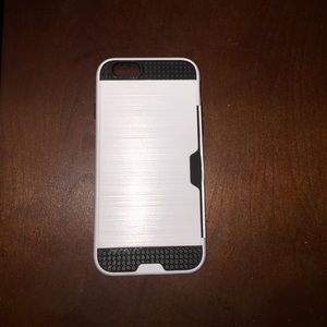 2 White&black iPhone 6 case w/ card holder.