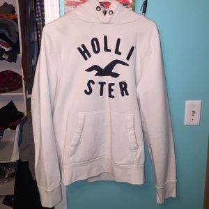Hollister sweat shirt. Very comfy
