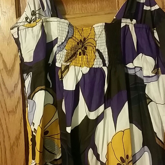 Dress - Picture 2 of 2