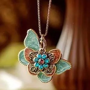 🔴NEW🔴 Double Butterfly Necklace