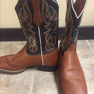 Like new boots
