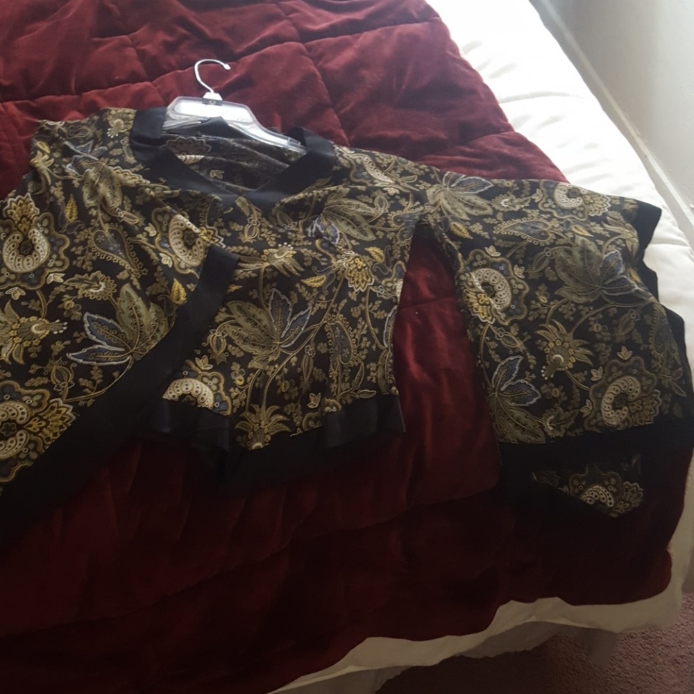 Devine Satin mix kimono blouse.