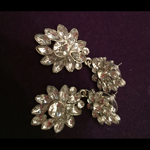 Earring bundle!! - Picture 3 of 4