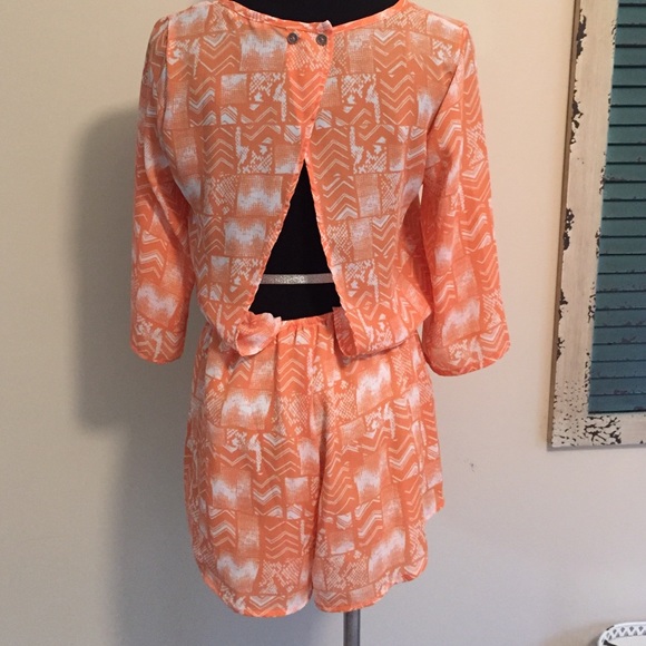 The perfect Romper - Picture 3 of 4