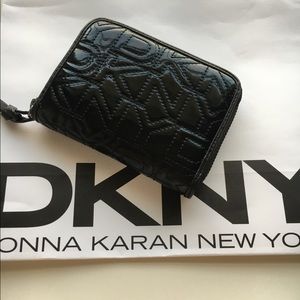 DKNY Wallet