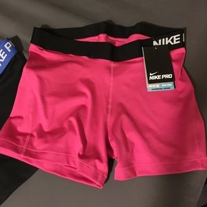 Nike pro women's Sz large