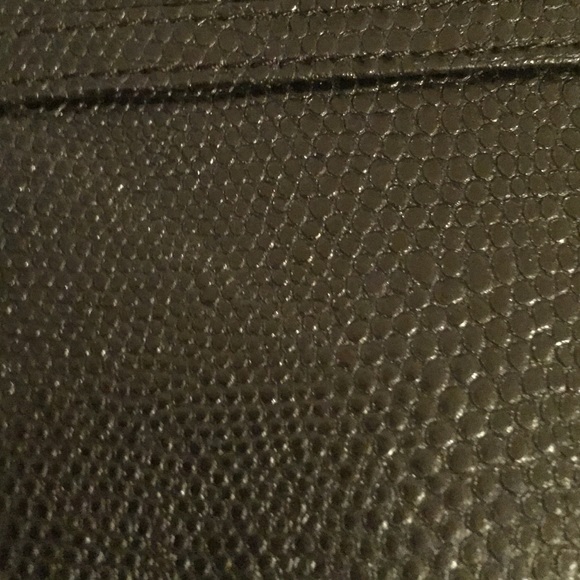 Case - Picture 4 of 4